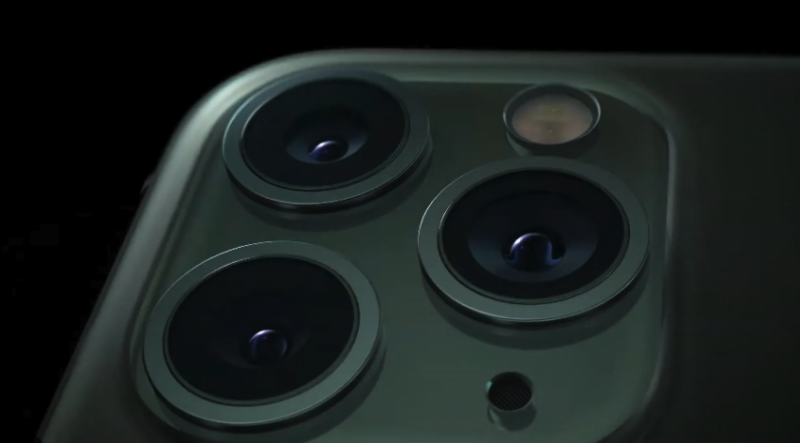 Primer iPhone con 3 cámaras